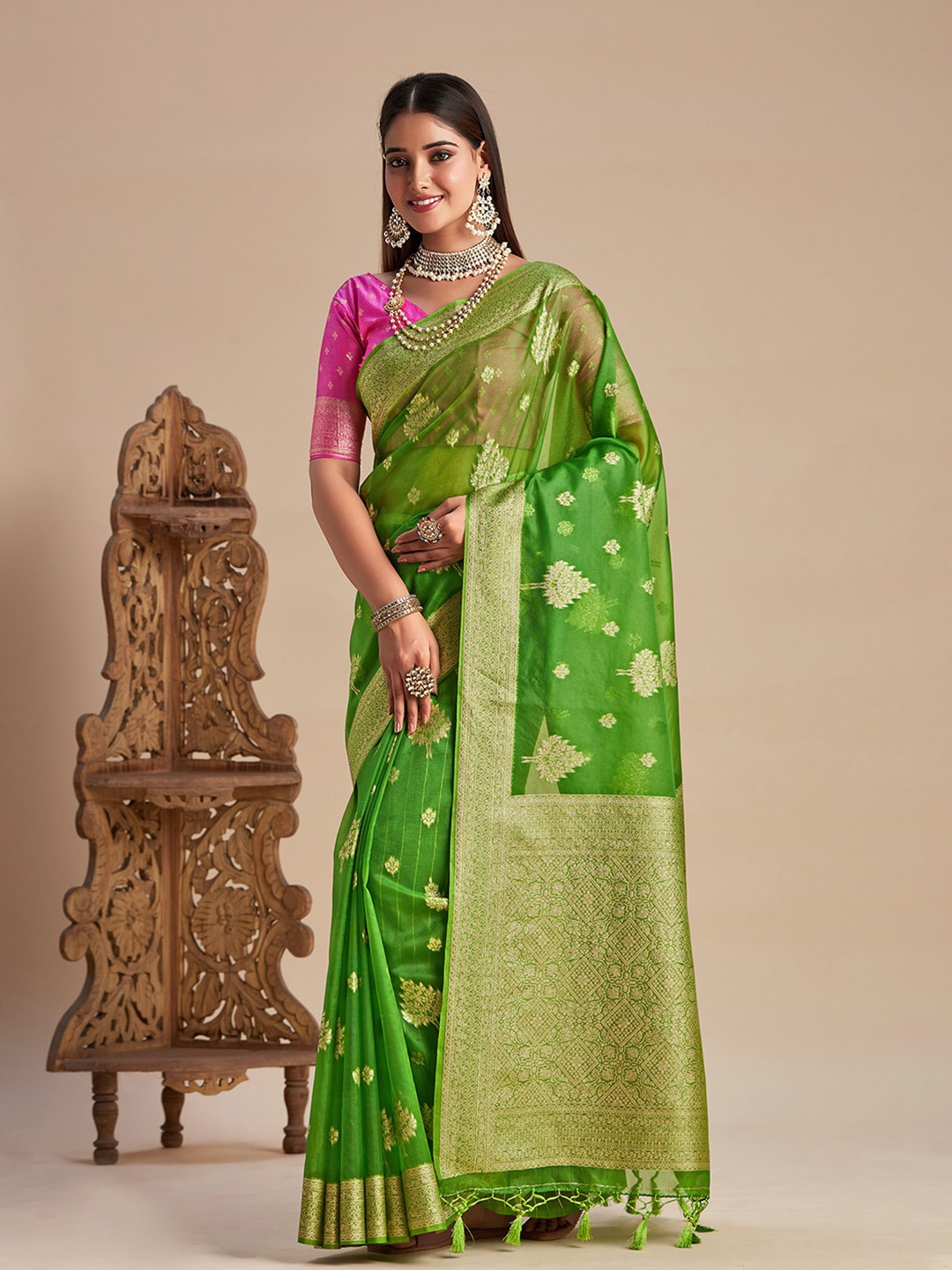 

MIMOSA Woven Design Zari Art Silk Banarasi Saree, Green