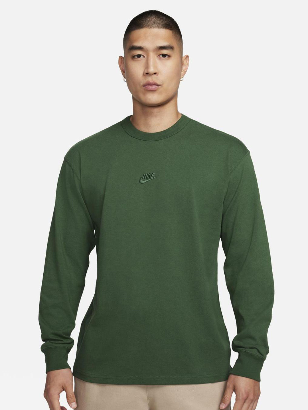 

Nike Sportswear Premium Essentials Relaxed Fit Long-Sleeve T-Shirt, Green