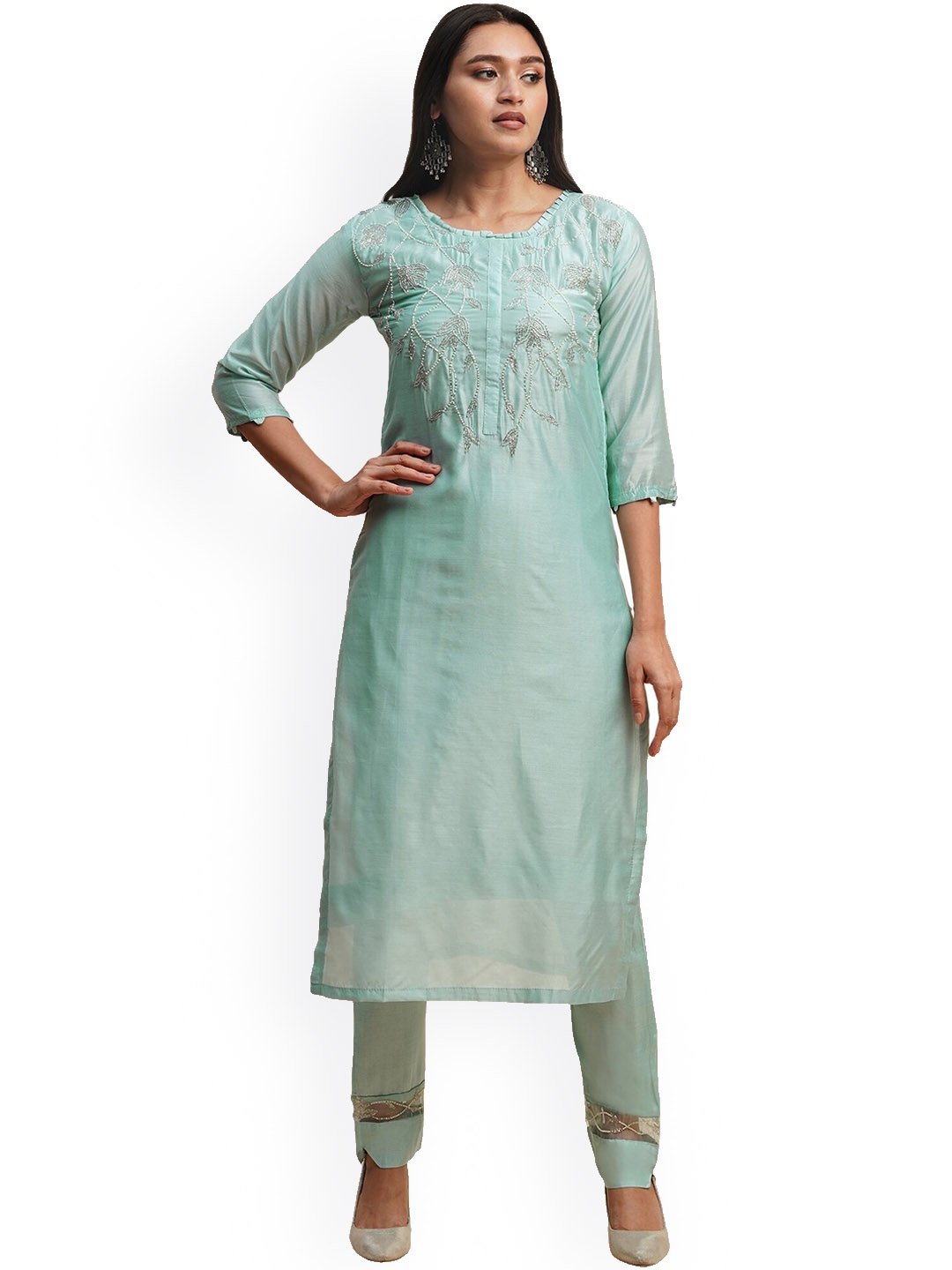 

Nimayaa Floral Embroidered Regular Beads and Stones Kurta with Trousers & With Dupatta, Blue