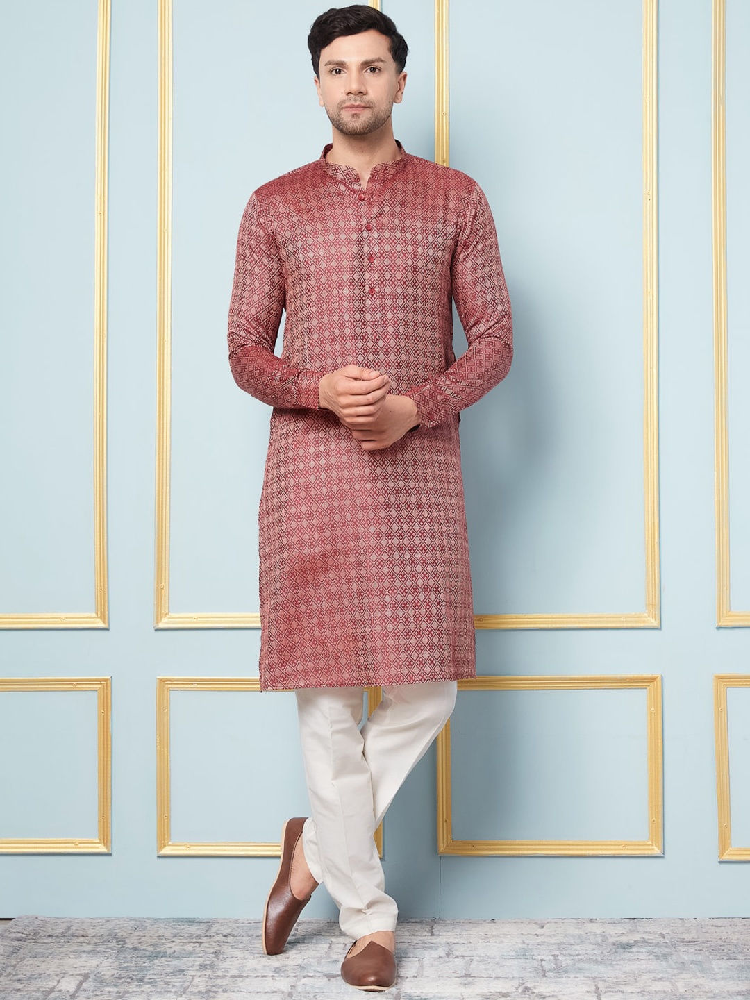 

See Designs Mandarin Collar Woven Design Straight Kurta with Pyjamas, Burgundy