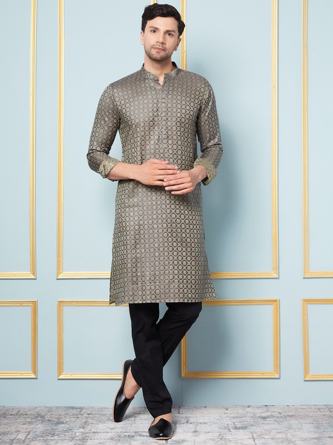 

See Designs Mandarin Collar Woven Design Straight Kurta with Pyjamas, Charcoal
