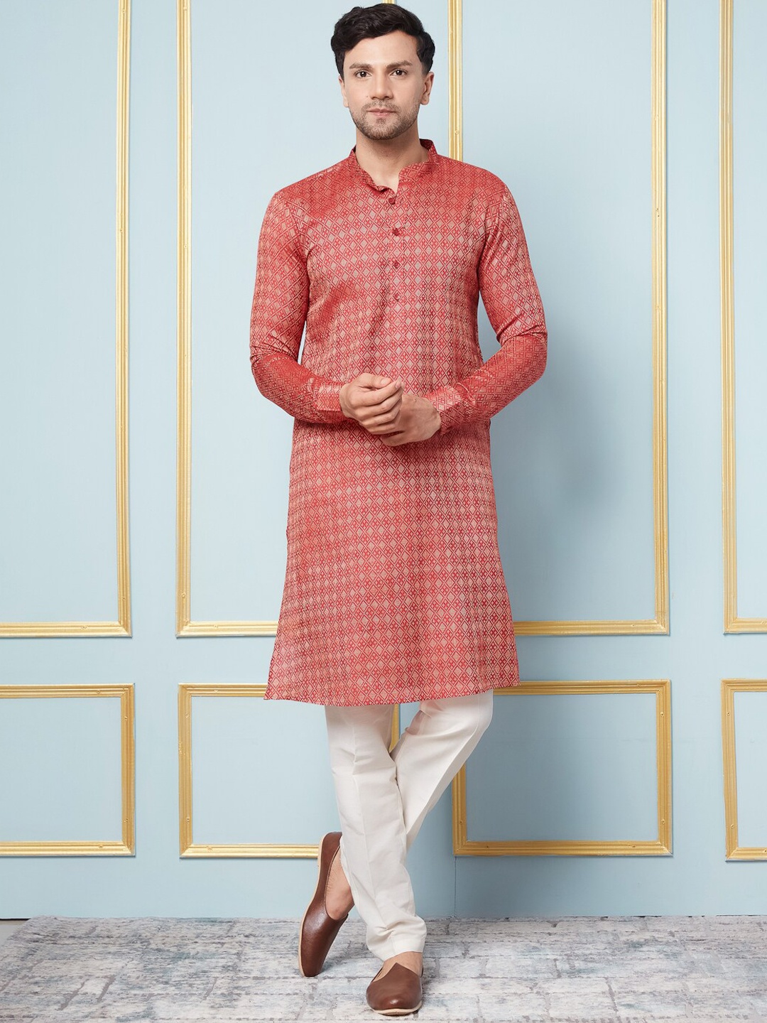 

See Designs Men Woven Design Mandarin Collar Kurta, Red
