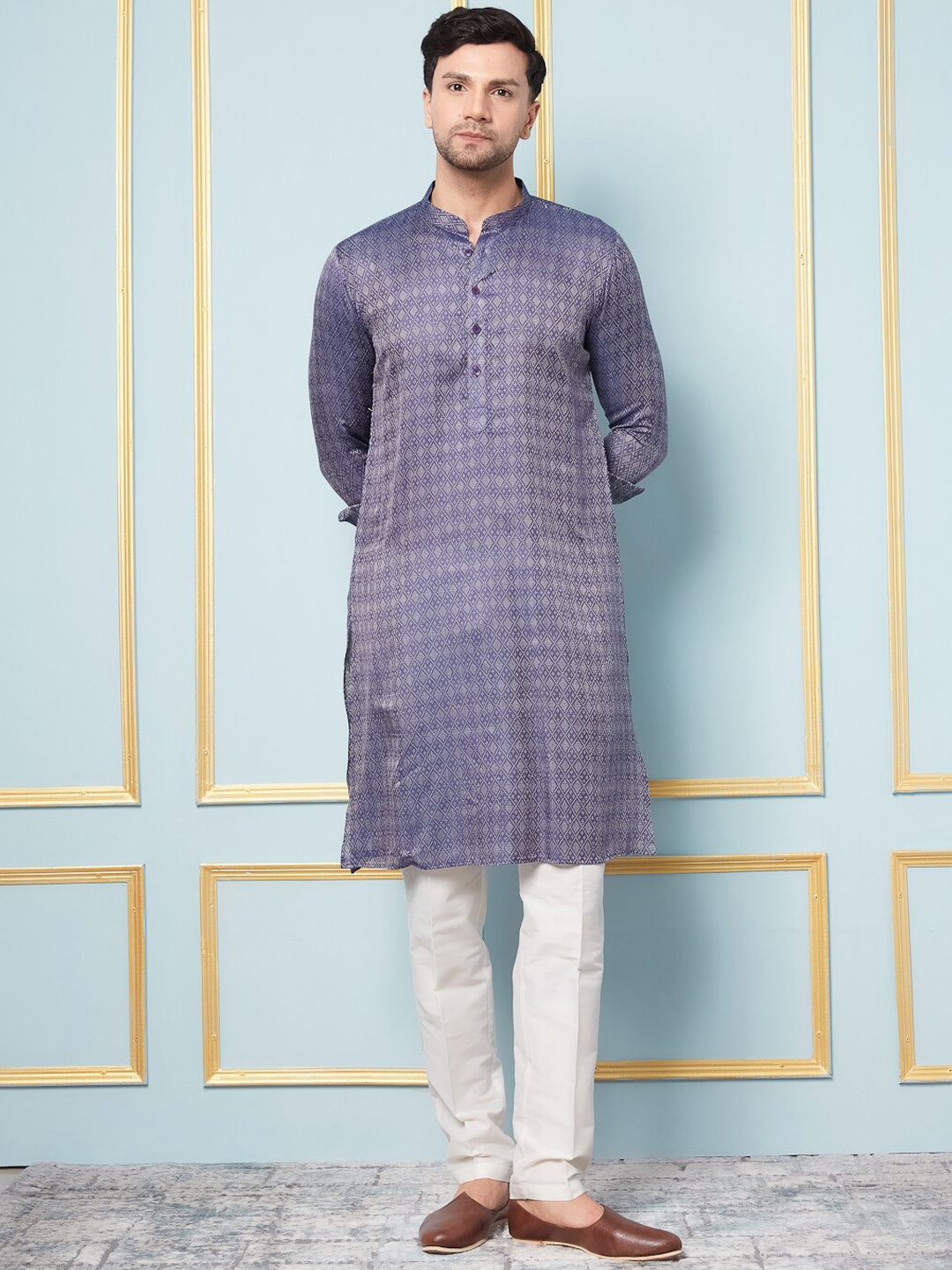 

See Designs Men Woven Design Mandarin Collar Kurta, Navy blue