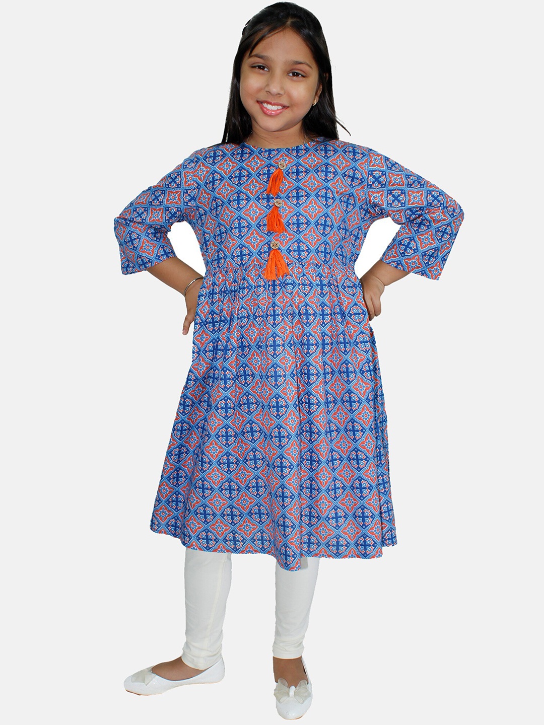 

KiddoPanti Girls Ethnic Motifs Printed Tassels Detailed Anarkali Kurta & Legging set, Blue