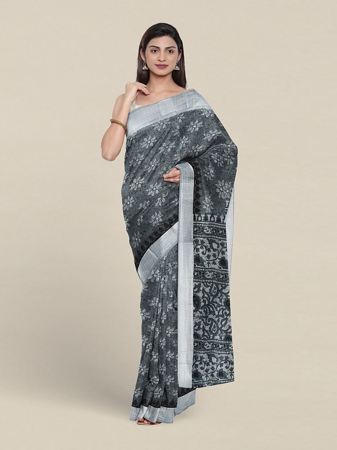 

Pothys Floral Motifs Printed Pure Cotton Saree, Grey