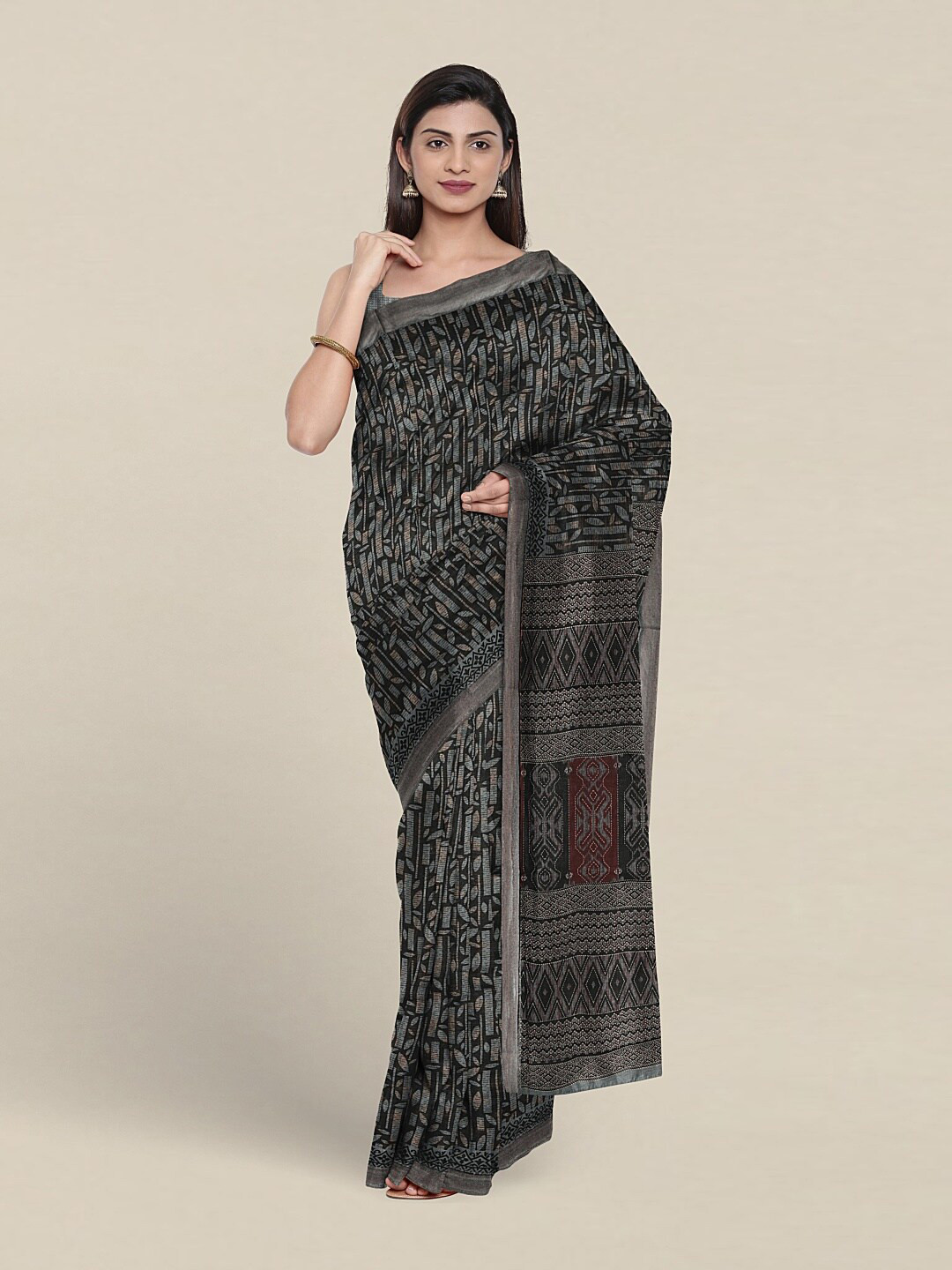 

Pothys Ethnic Motifs Zari Pure Cotton Saree, Black