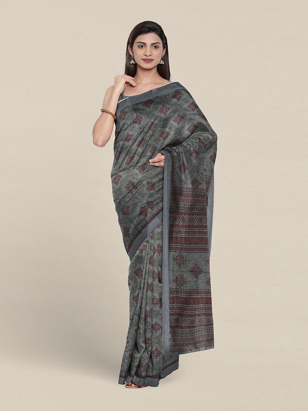 

Pothys Ethnic Motif Pure Cotton Saree With Blouse Piece, Grey