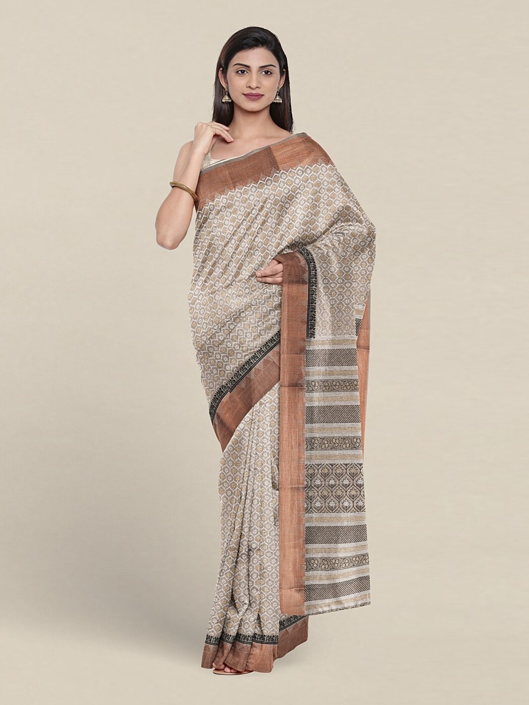 

Pothys Floral Printed Pure Cotton Saree, Beige