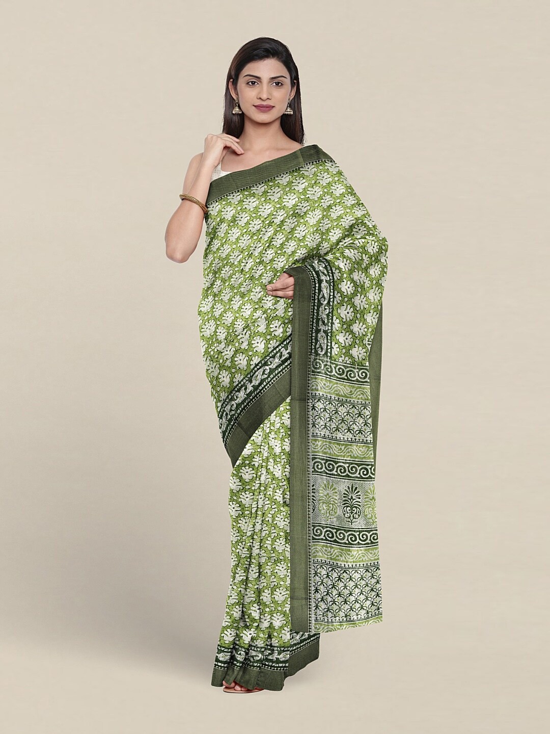 

Pothys Floral Printed Pure Cotton Saree, Green
