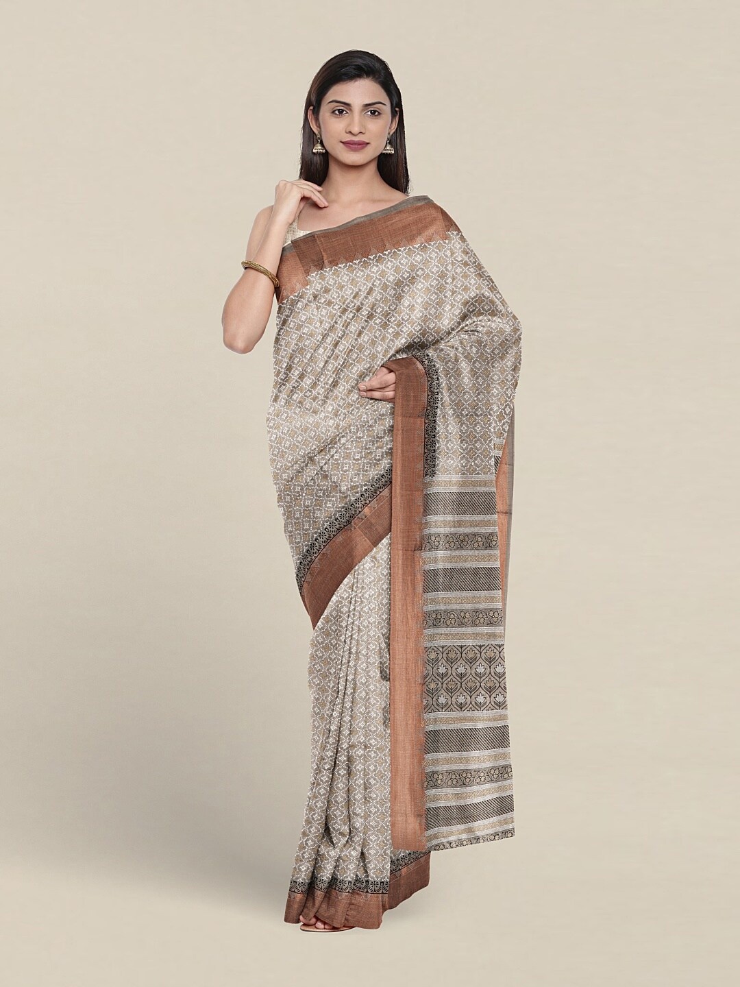 

Pothys Ethnic Motifs Printed Pure Cotton Saree, Grey