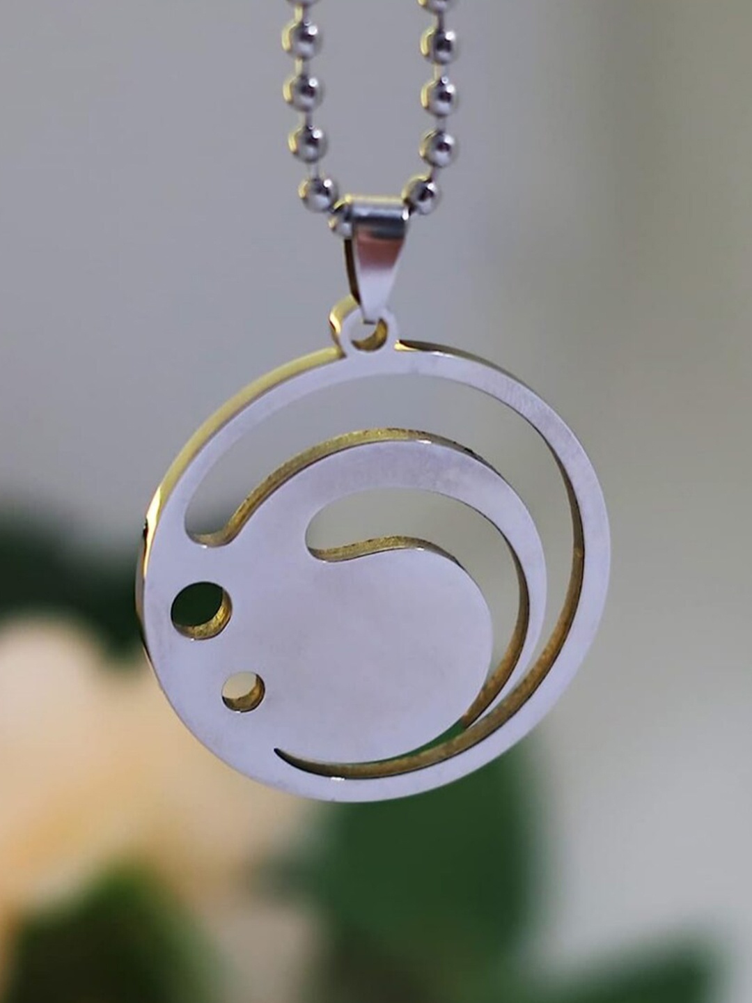 

SALTY Silver-Plated Funky Stride Pendant With Chain