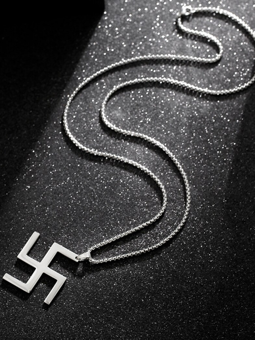 

SALTY Stainless Steel Sacred Omnipresence Pendant with Chain, Silver