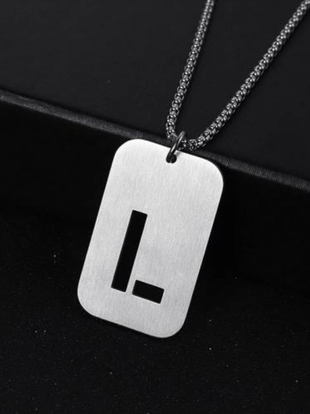 

SALTY Stainless Steel Dainty Alphabet Pendant - L, Silver