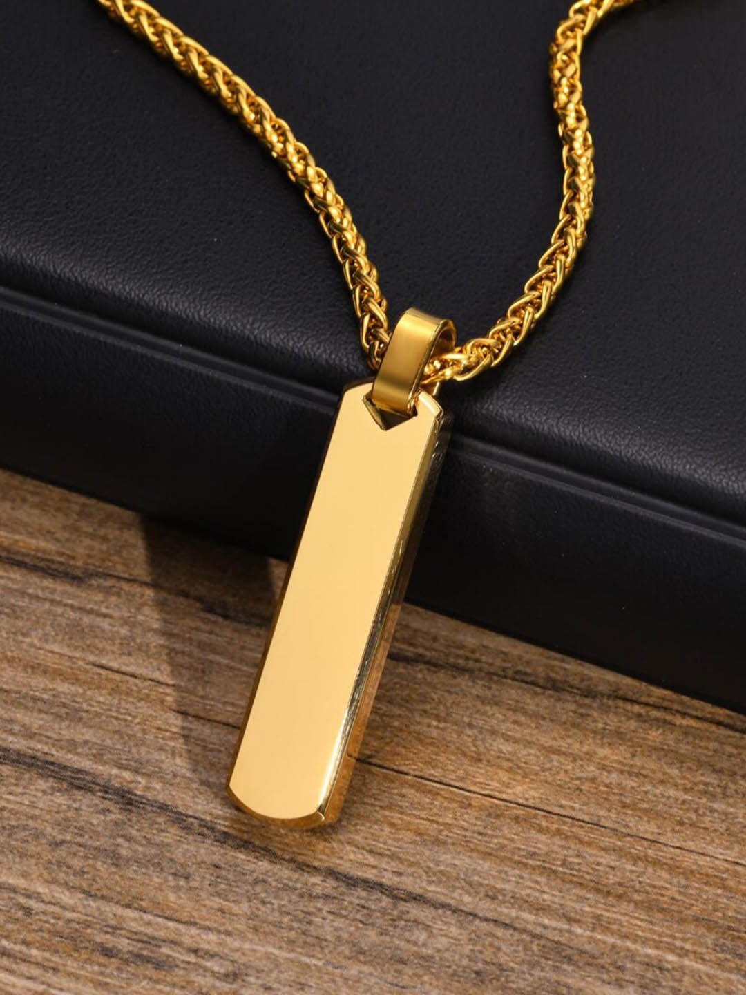 

SALTY Men Stainless Steel Contemporary Edge Pendant With Chain, Gold