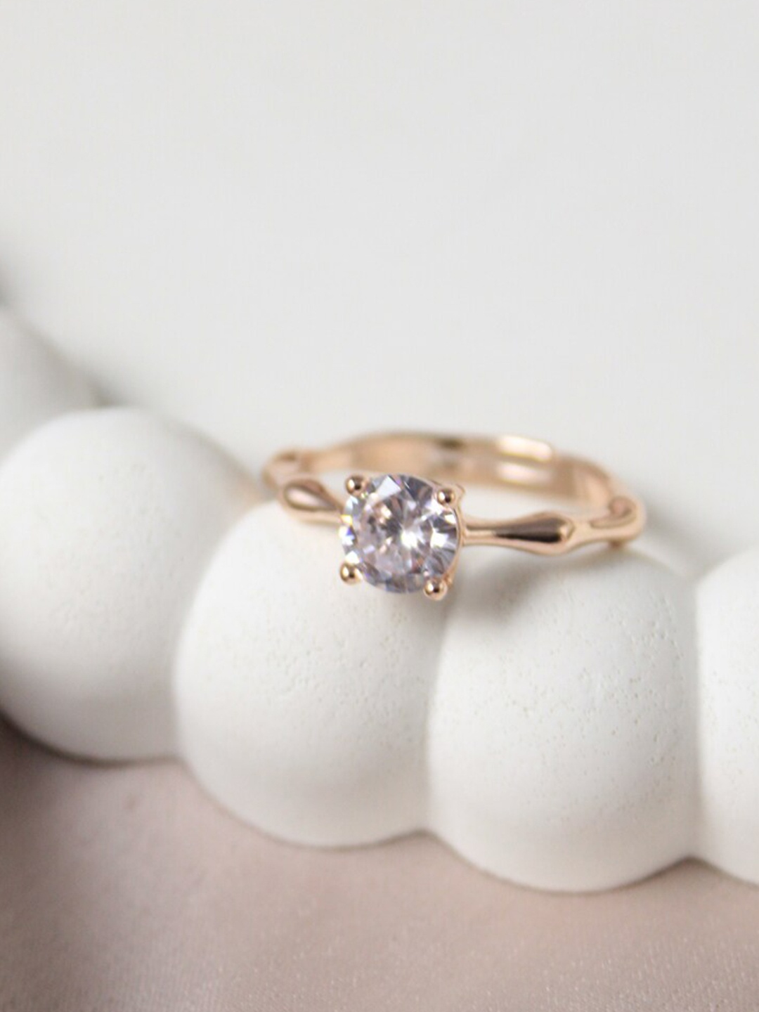 

SALTY Gold-Plated Stone-Studded Finger Ring