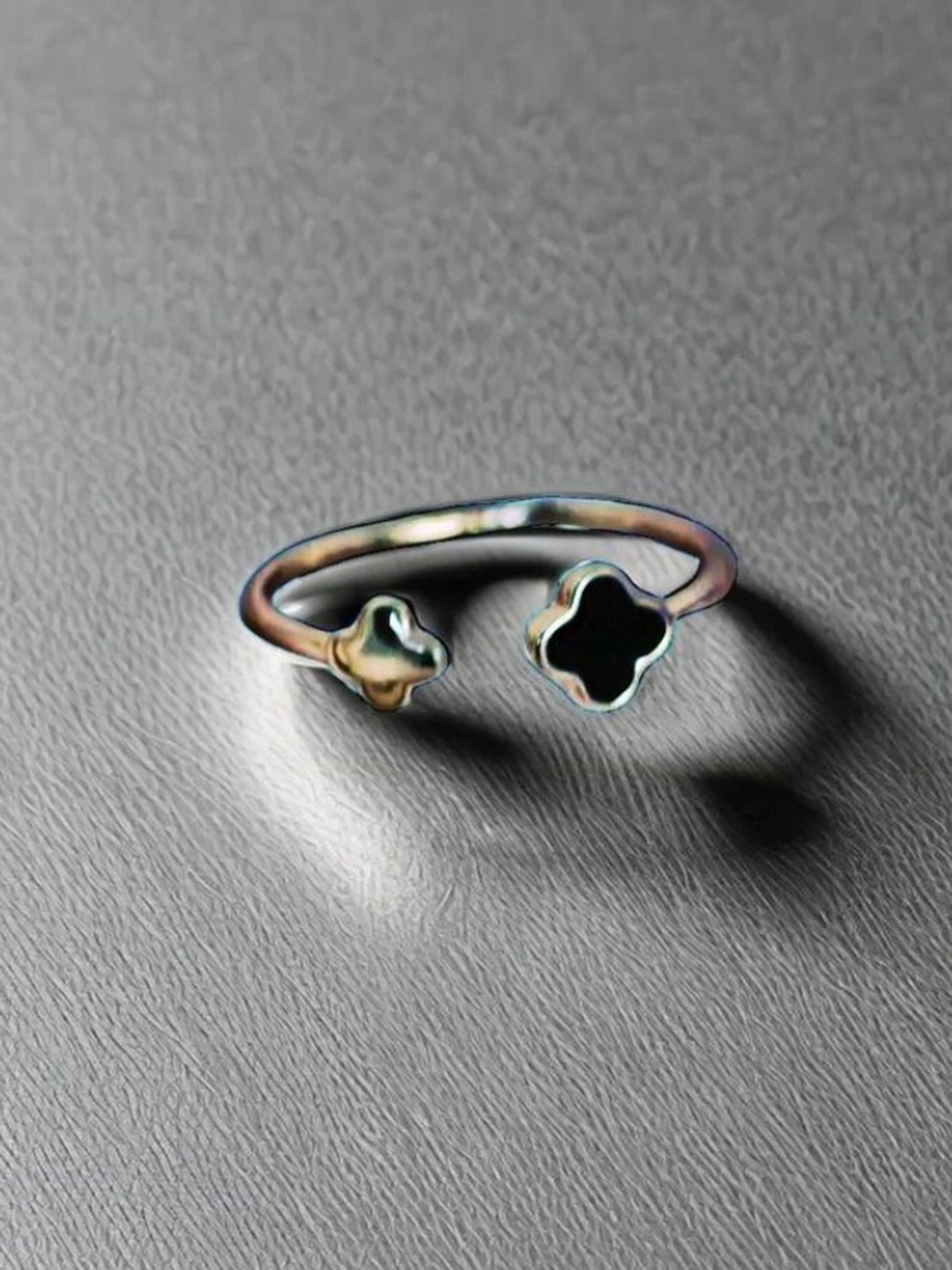 

SALTY Adjustable Finger Ring, Gold