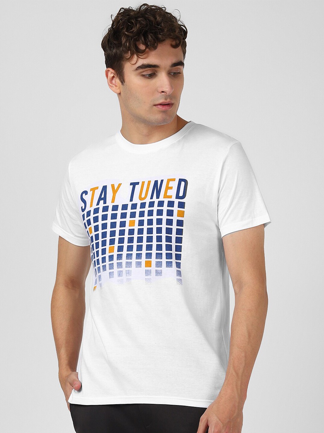 

UrbanMark Typography Printed Pure Cotton T-shirt, White
