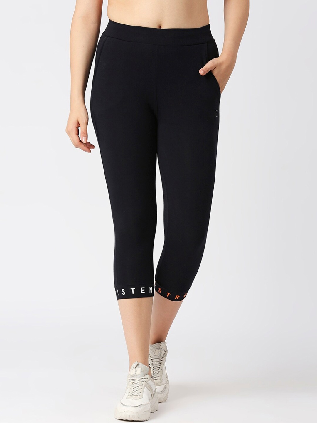 

Lovable Sport Women Mid-Rise Skinny Fit Capris, Navy blue