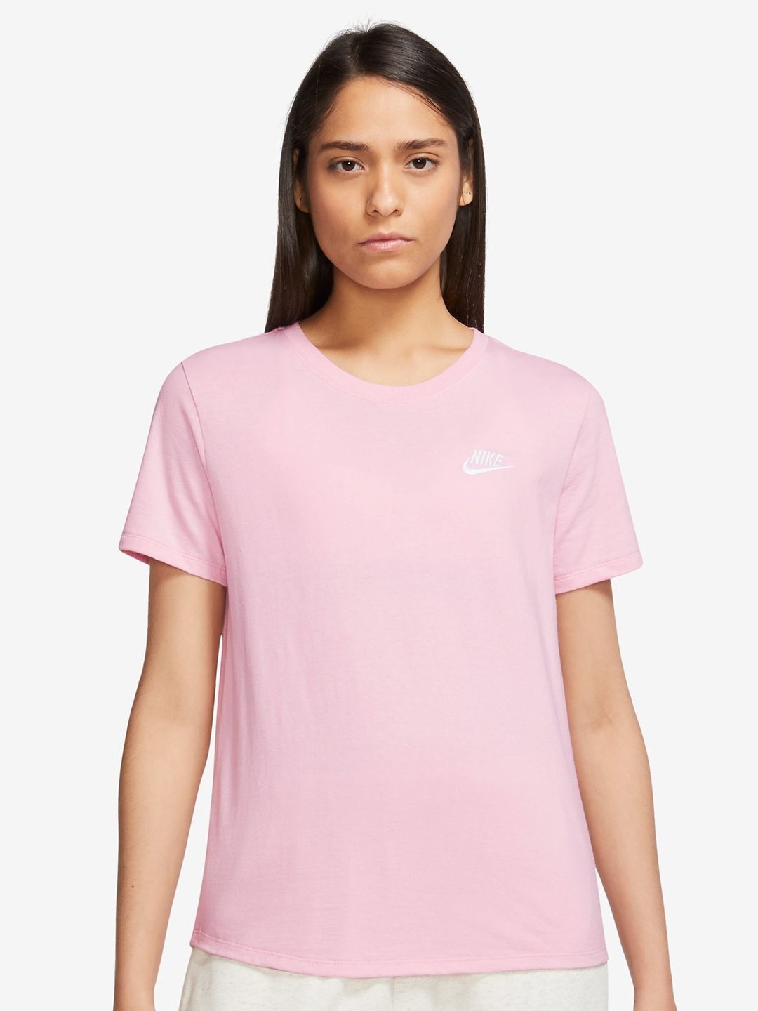 

Nike Sportswear Club Essentials T-Shirt, Pink