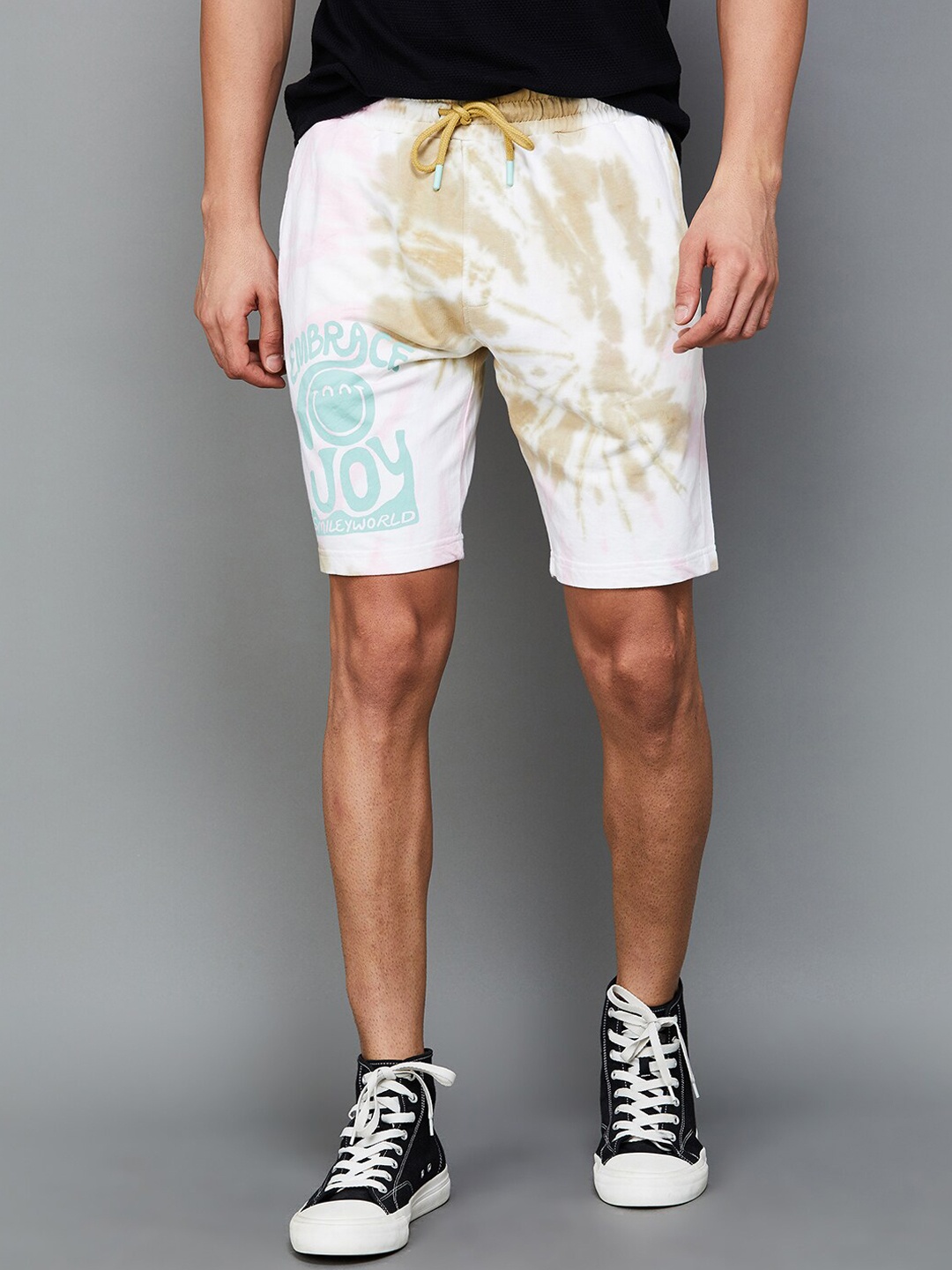 

SmileyWorld Men Abstract Printed Cotton Shorts, White