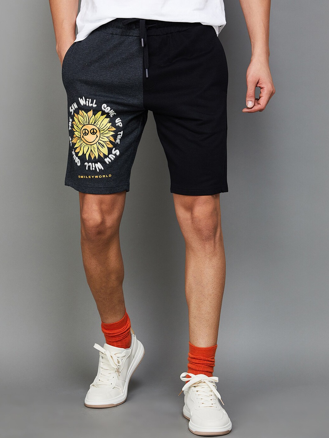 

SmileyWorld Men Graphic Printed Cotton Shorts, Black
