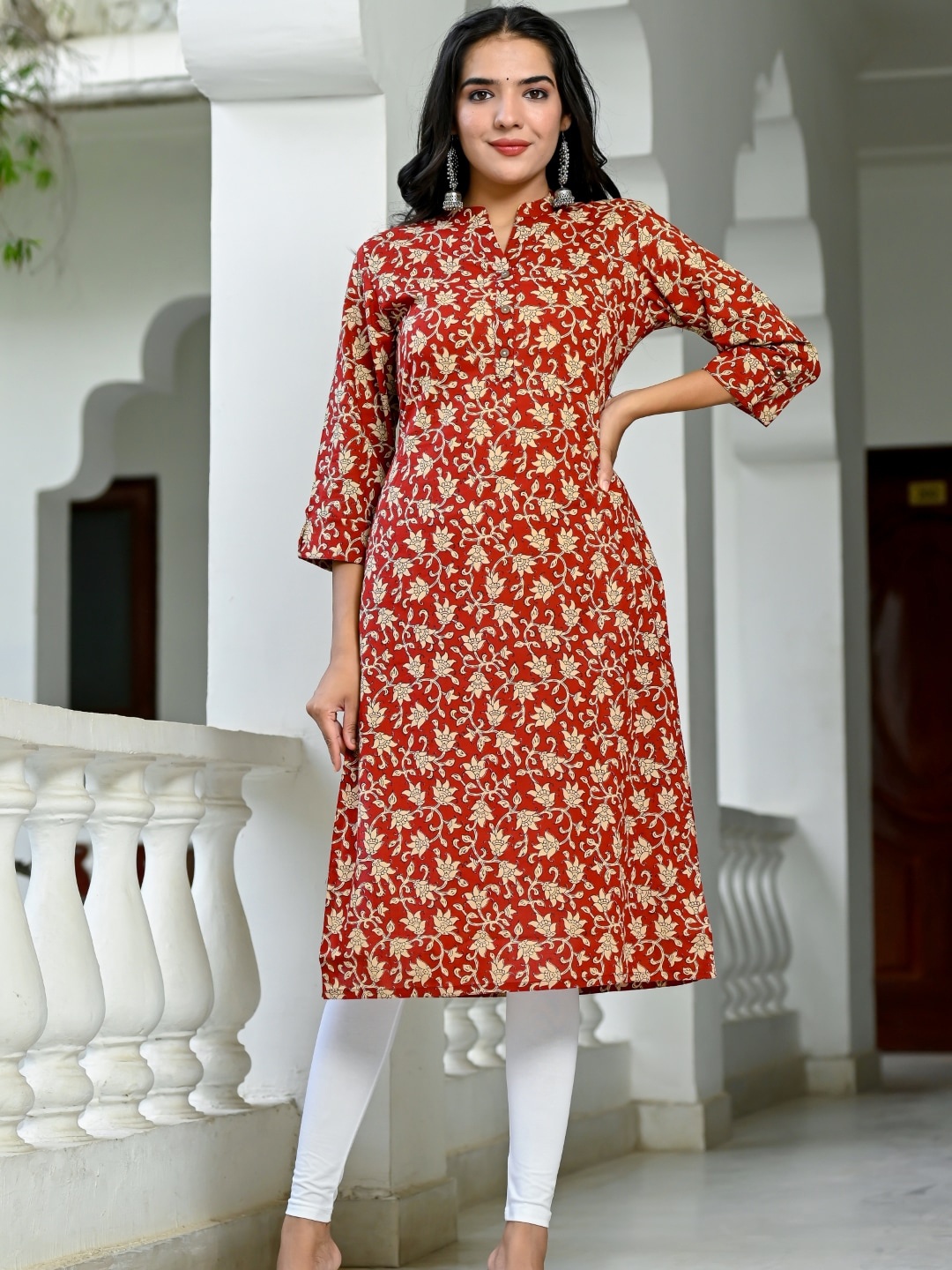 

Nishika Floral Printed Mandarin Collar Cotton Kurta, Maroon