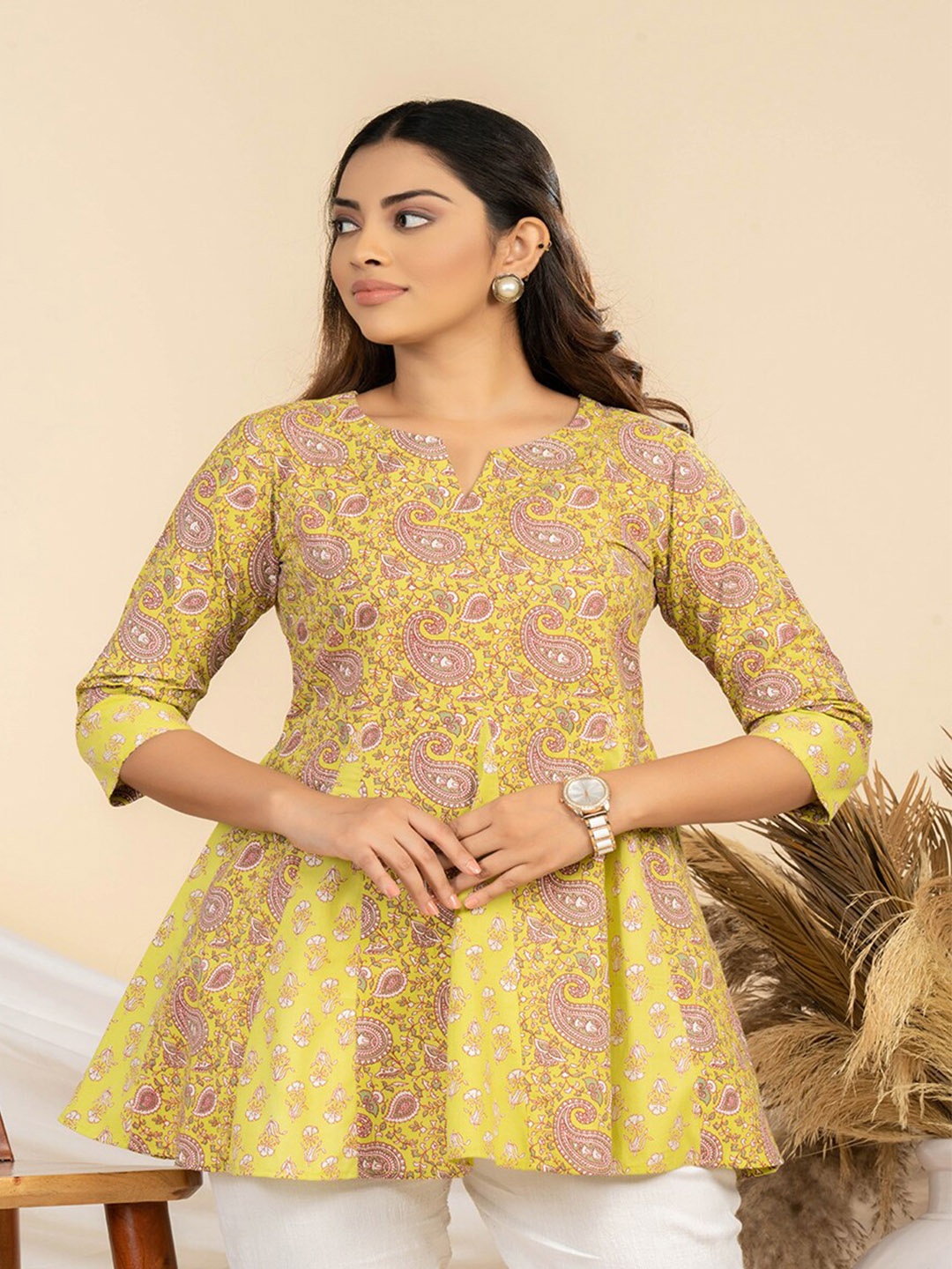 

WEAVLLITE Ethnic Motifs Print Cotton Top, Green
