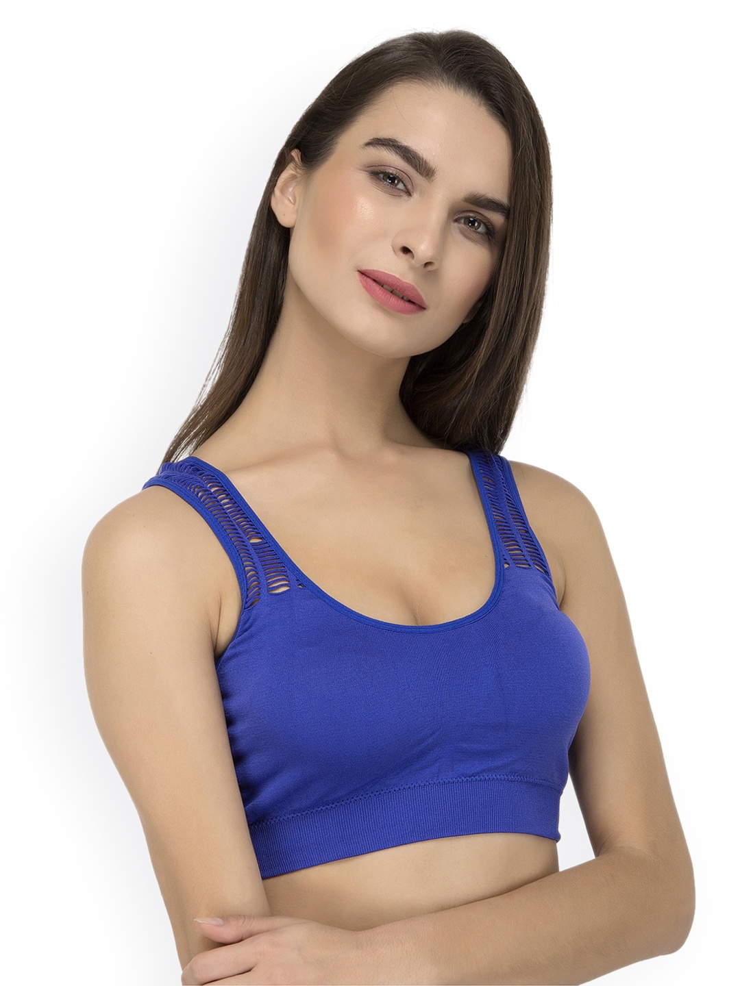 

Laceandme Blue Solid Non-Wired Lightly Padded Sports Bra