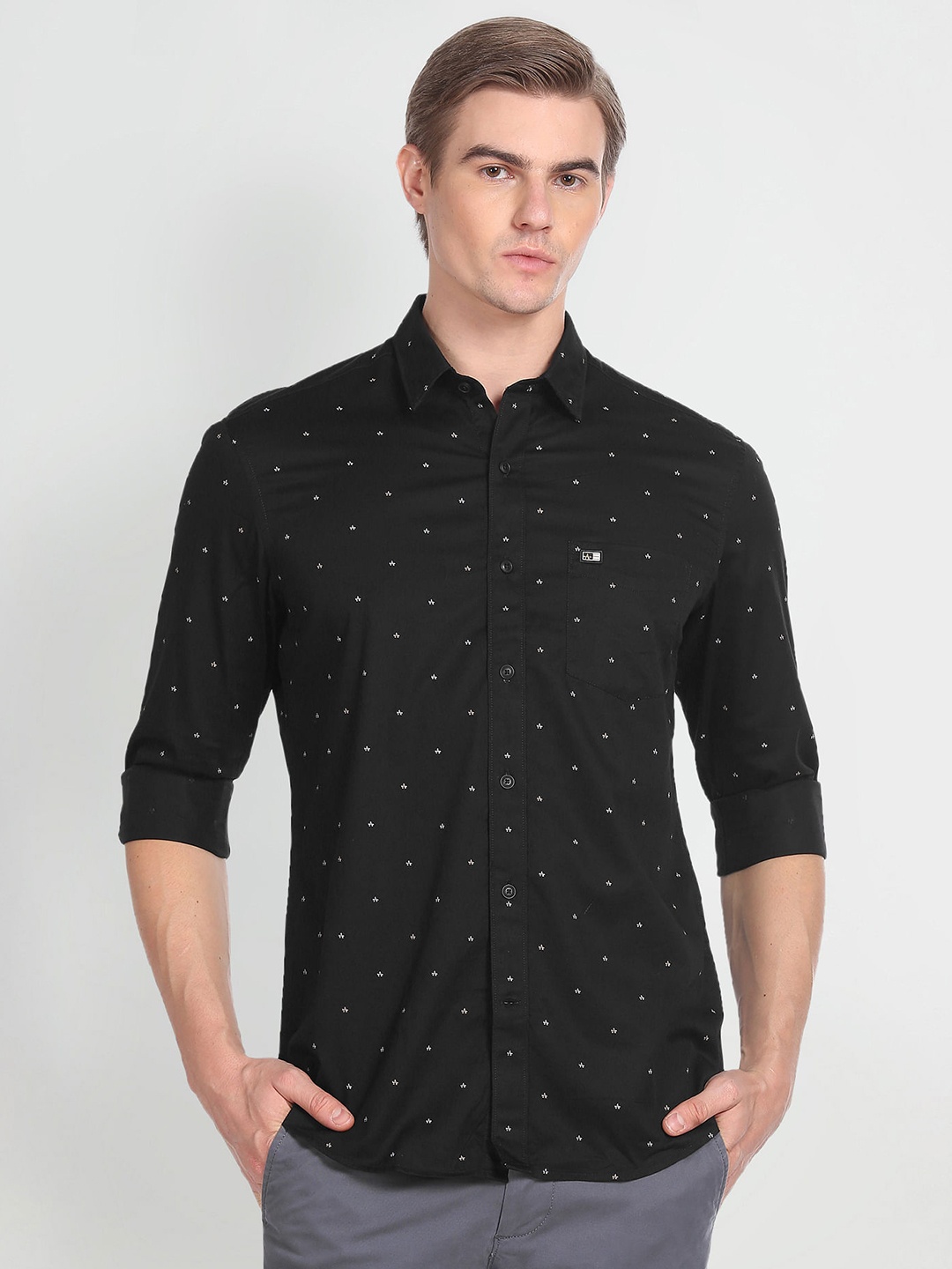 

Arrow Micro Ditsy Printed Spread Collar Pure Cotton Slim Fit Casual Shirt, Black