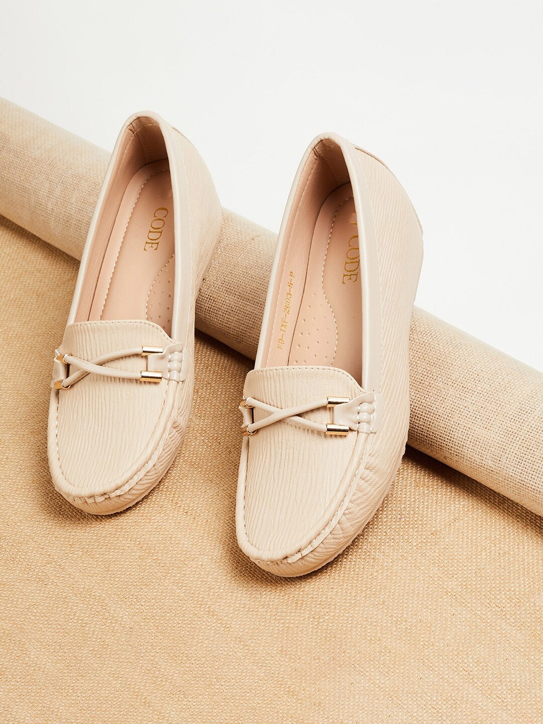 

CODE by Lifestyle Women Textured Heeled Loafers, Beige