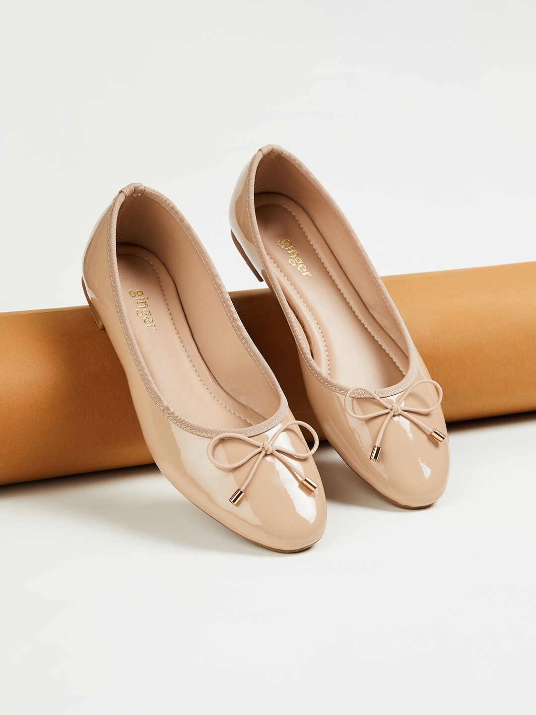 

Ginger by Lifestyle Slip-On Ballerinas With Bows, Beige