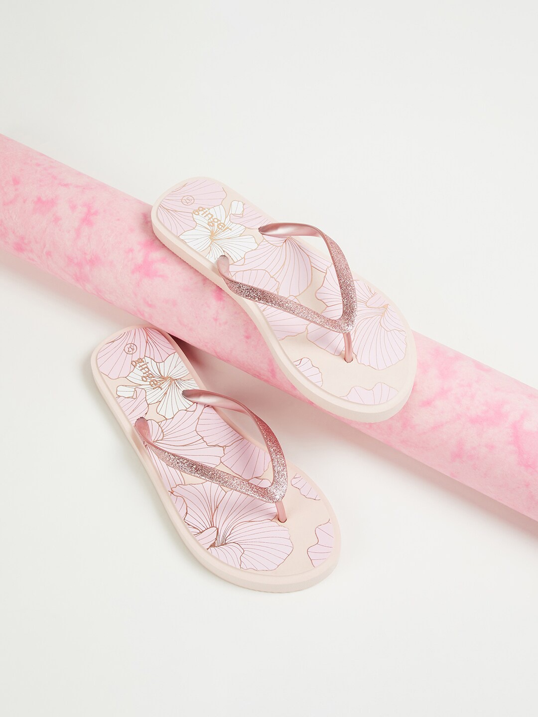 

Ginger by Lifestyle Women Printed Thong Flip-Flops, Pink