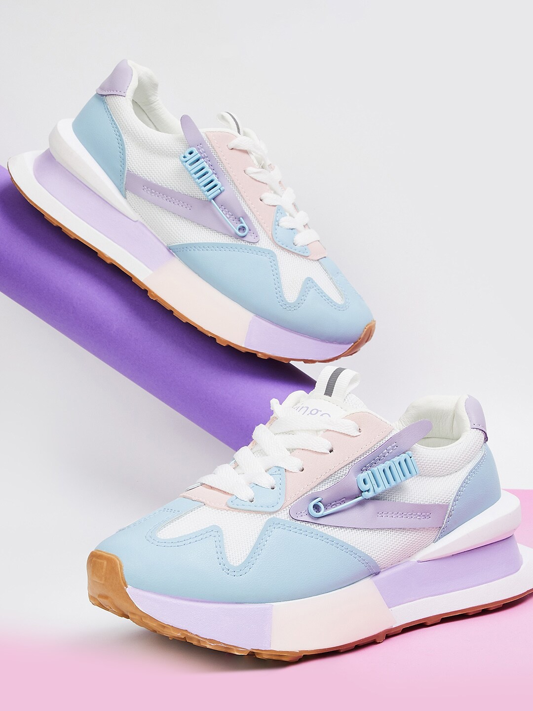 

Ginger by Lifestyle Women Colourblocked Sneakers, Blue