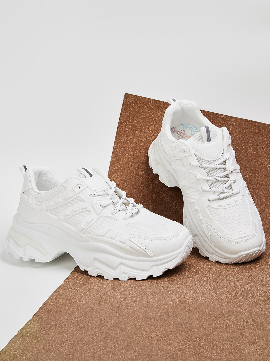 

Ginger by Lifestyle Women Woven Design Sneakers, White