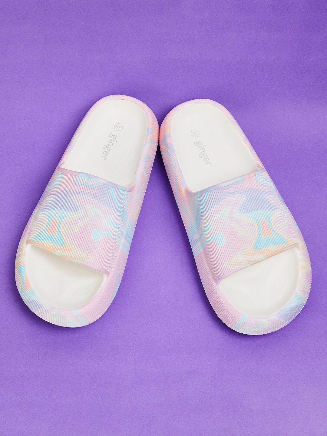 

Ginger by Lifestyle Women Printed Rubber Sliders, Blue