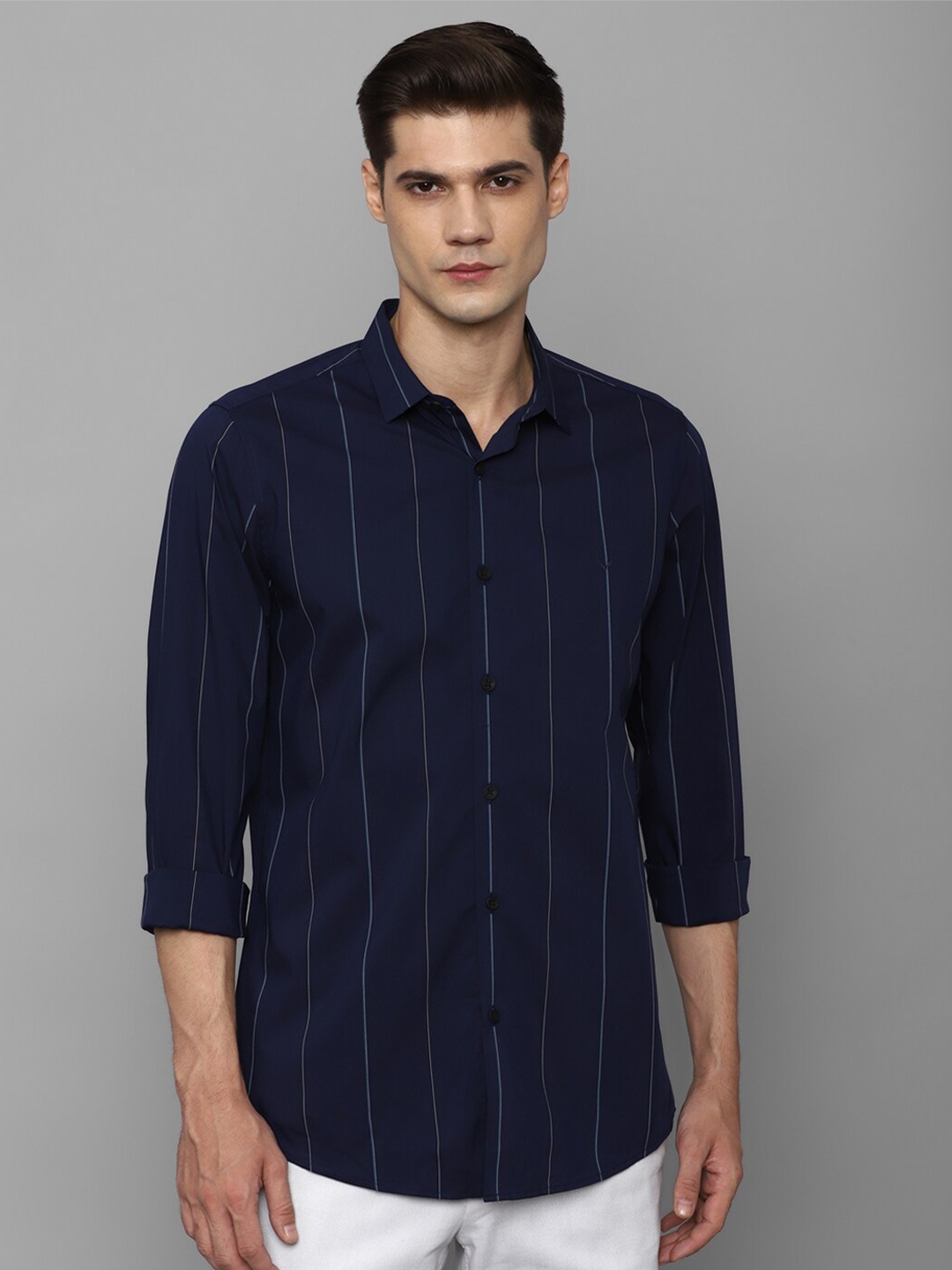 

Allen Solly Slim Fit Striped Spread Collar Casual Shirt, Navy blue