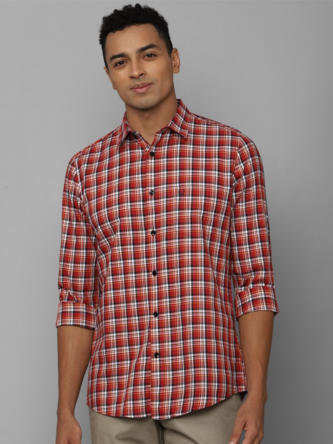 

Allen Solly Slim Fit Tartan Checks Checked Spread Collar Pure Cotton Casual Shirt, Red