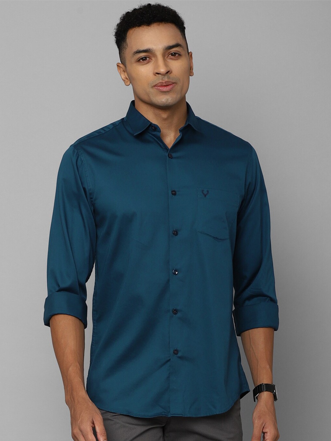 

Allen Solly Slim Fit Pure Cotton Casual Shirt, Navy blue