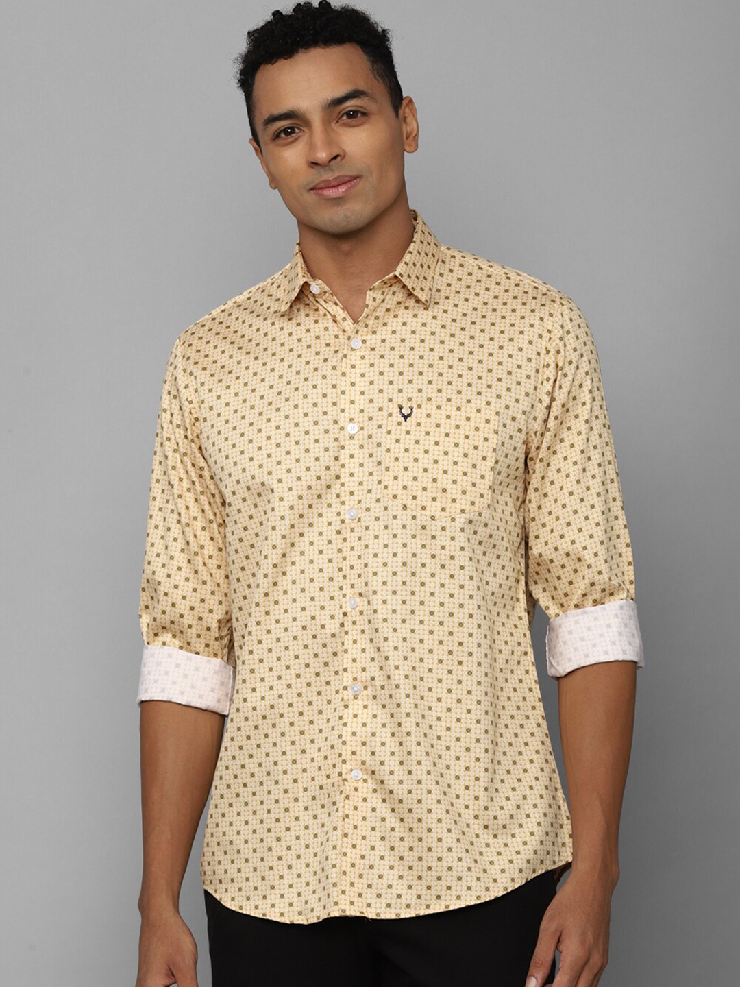 

Allen Solly Slim Fit Floral Printed Pure Cotton Casual Shirt, Yellow