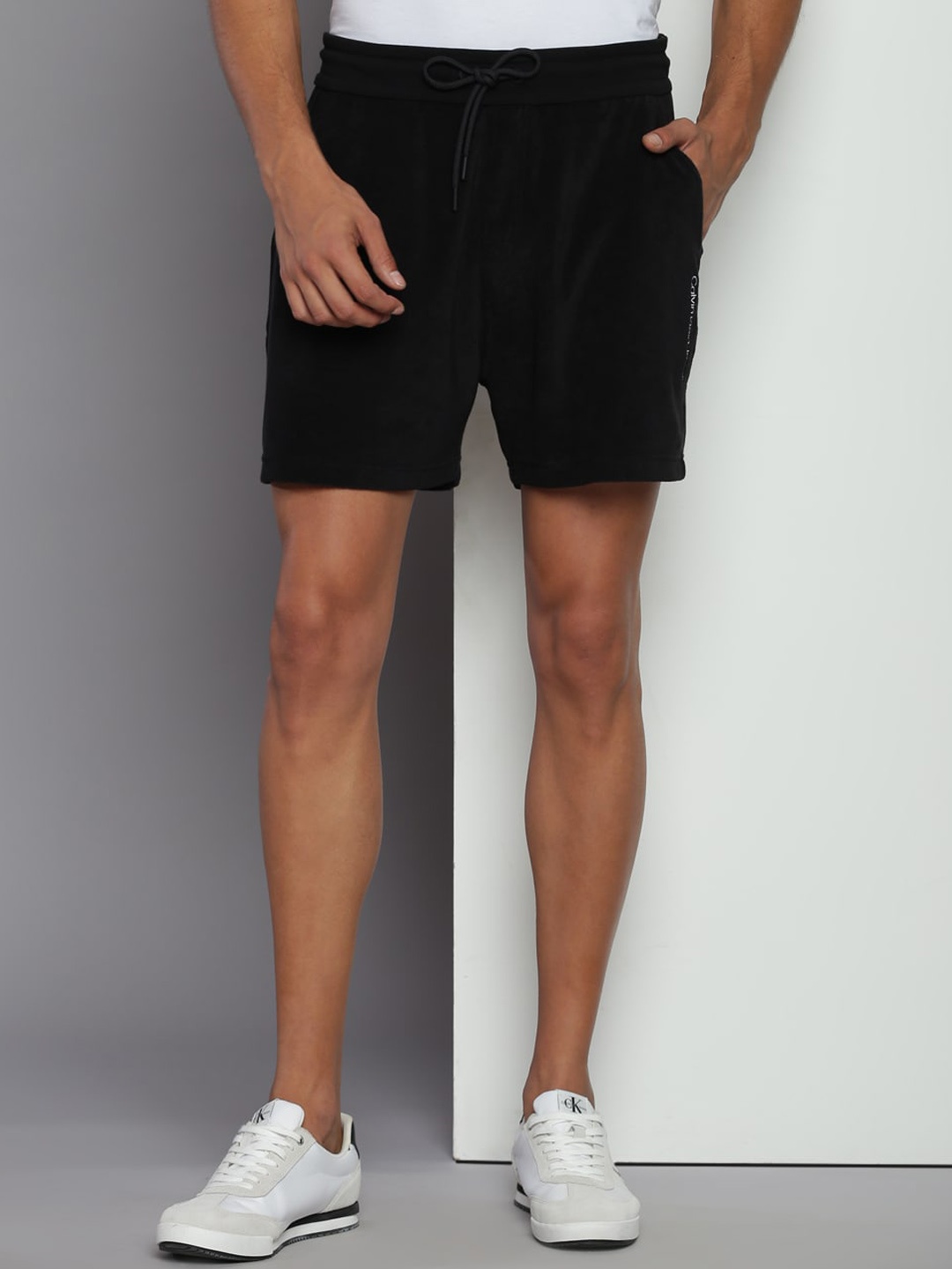 

Calvin Klein Jeans Men Black Shorts