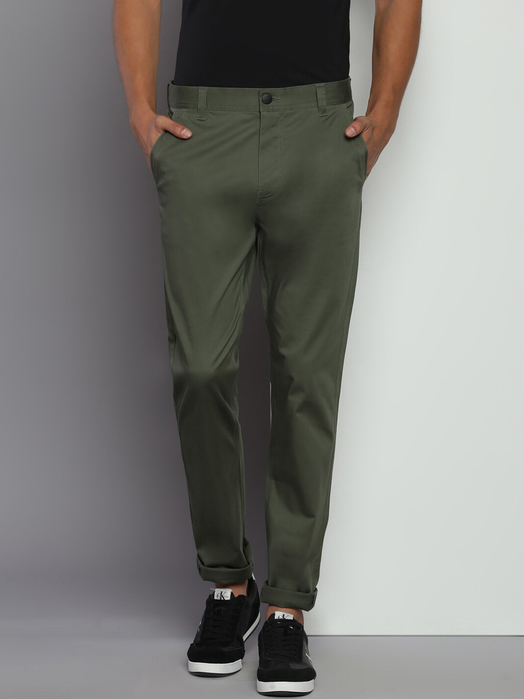 

Calvin Klein Jeans Men Slim Fit Chinos Trousers, Olive