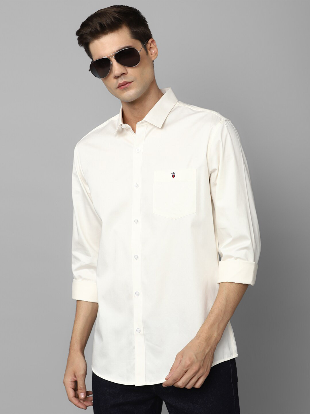 

Louis Philippe Jeans Slim Fit Pure Cotton Casual Shirt, Cream