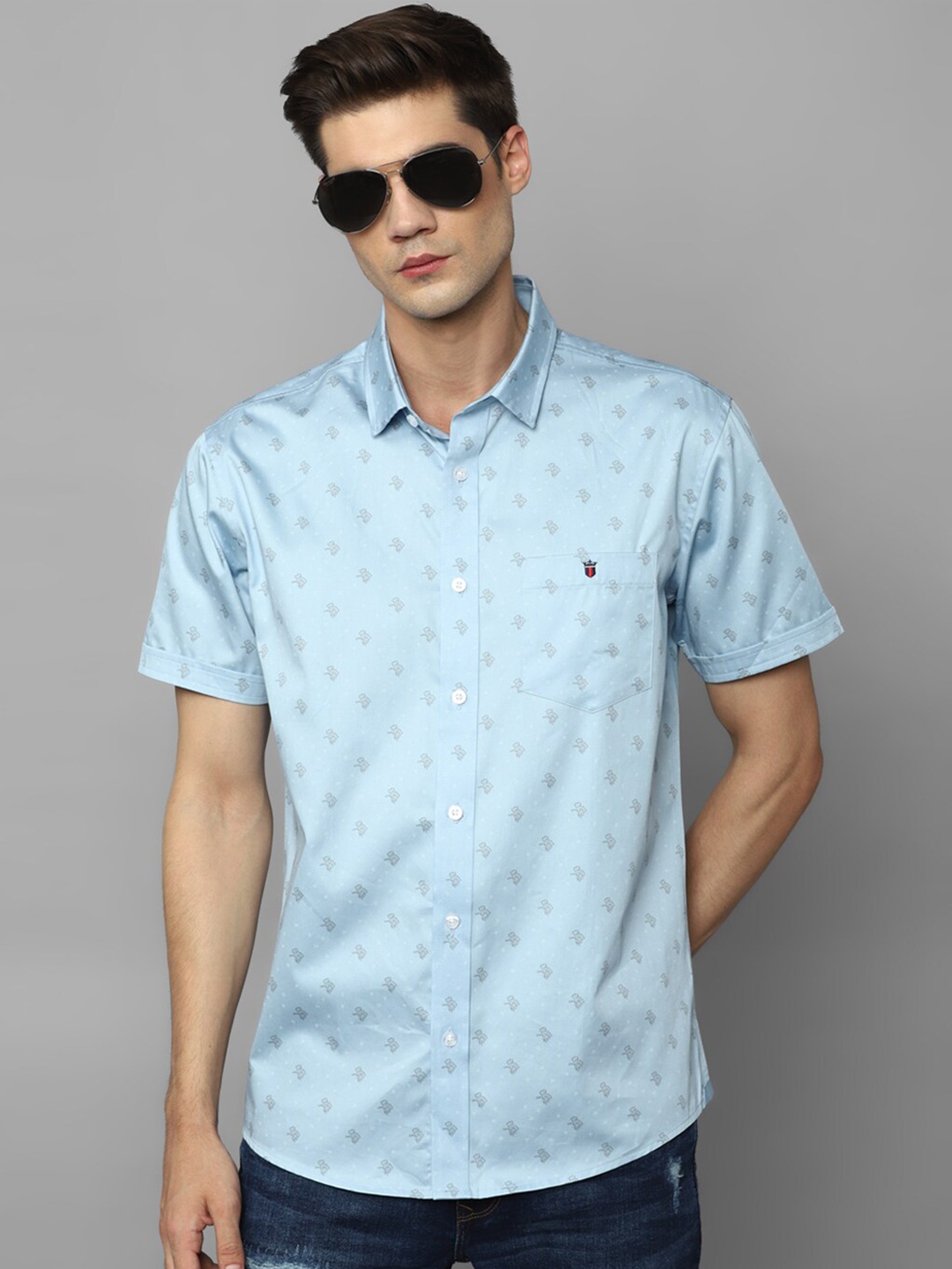 

Louis Philippe Jeans Micro Or Ditsy Printed Slim Fit Pure Cotton Casual Shirt, Blue