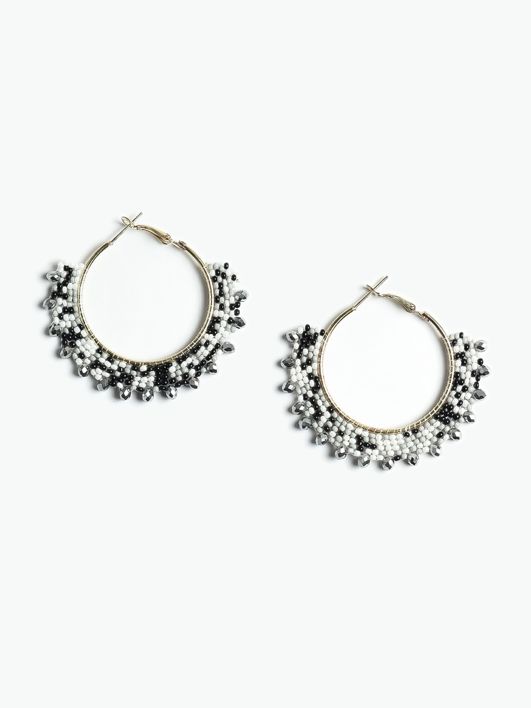 

STILSKII Circular Shaped Beaded Hoop Earrings, Gold