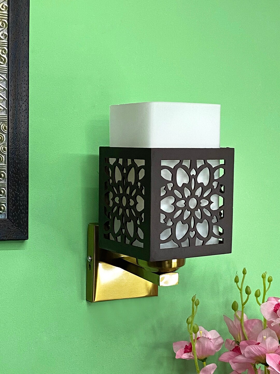 

foziq Black Textured Wall Lamps