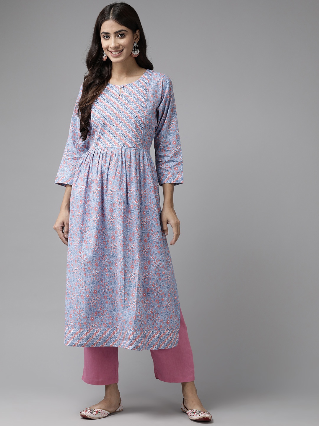 

Aarika Women Blue Floral Printed Keyhole Neck Floral Kurta
