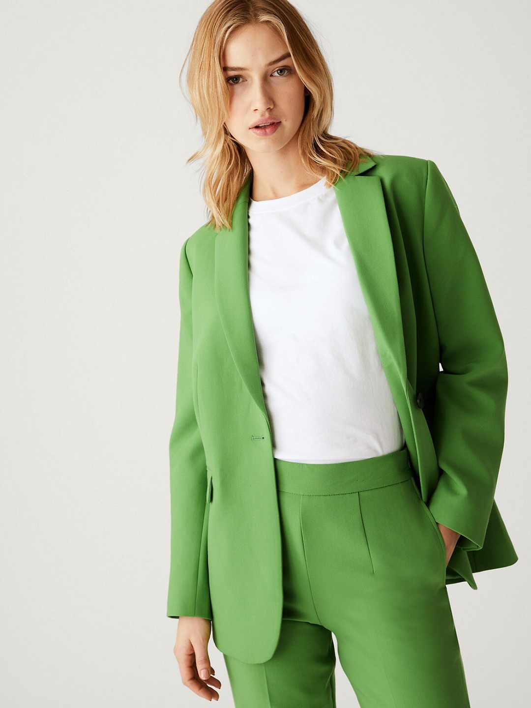 

Marks & Spencer Tailored-Fit Single Breasted Casual Blazer, Green