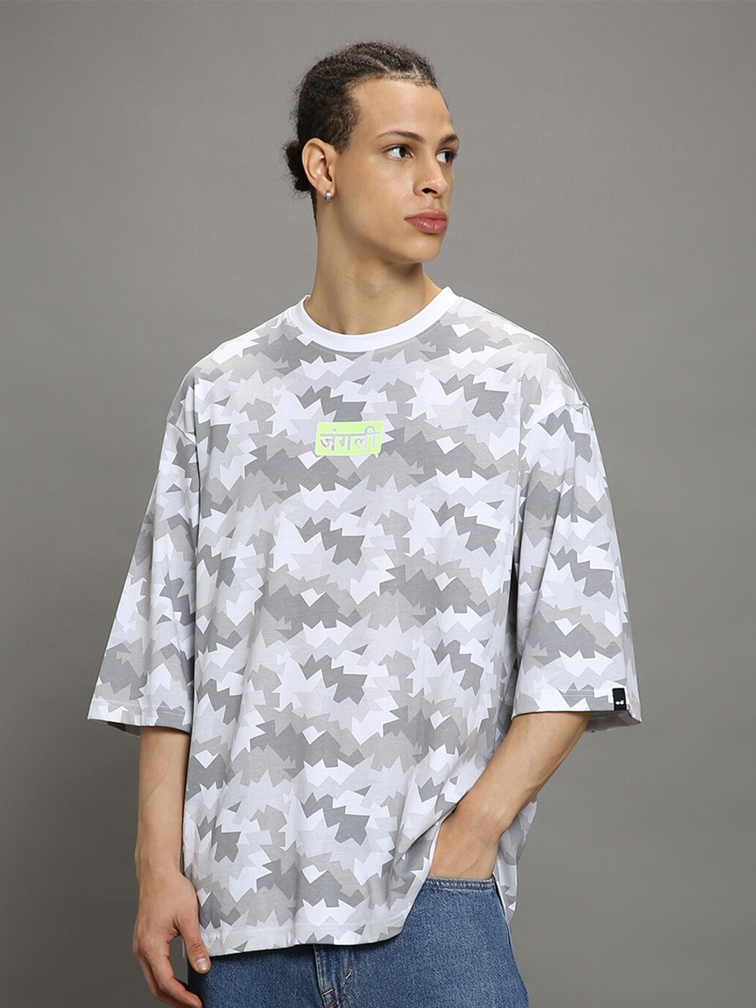 

Bewakoof All Over Geometric Printed Drop-Shoulder Sleeves Pure Cotton Oversized T-shirt, Grey