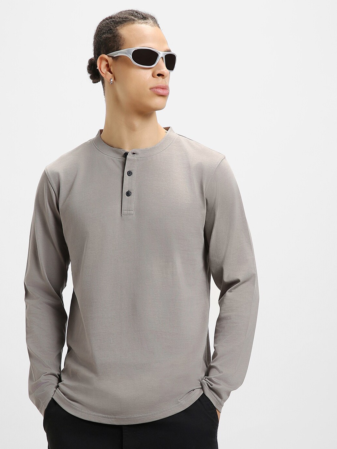 

Bewakoof Henley Neck Oversized T-shirt, Grey