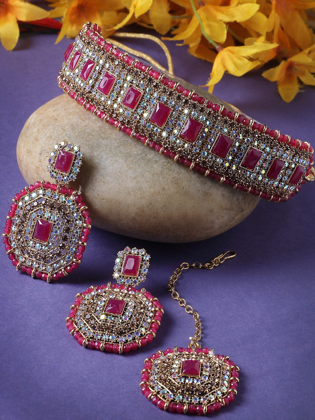 

Sukkhi Gold-Plated Kundan-Studded & Pearl Beaded Choker Traditional Necklace Jewellery Set, Magenta